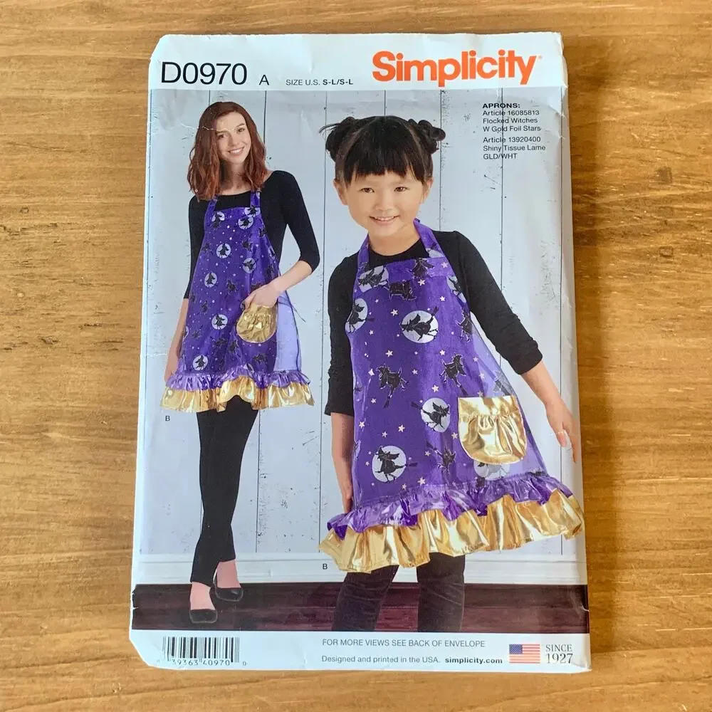 Simplicity Pattern D0970 Sizes S-L Childs & Misses Aprons & 18